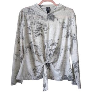 CLARA SUNWOO, NWOT, Abstract Front Tie Blouse, XL, P2P:21”